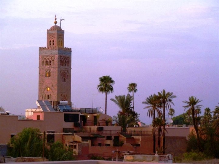 里亚德摩洛哥传统庭院住宅(Riad Viva)
