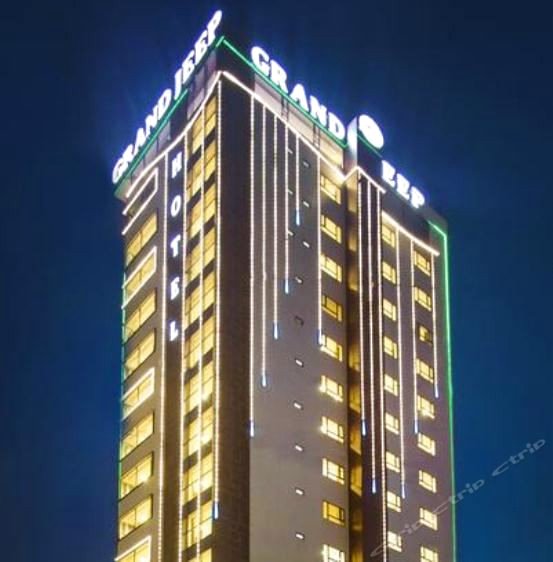 岘港豪华吉普酒店(Grand Jeep Hotel Danang)