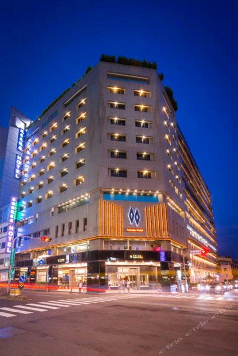 台中双星大饭店(Twinstar Hotel)