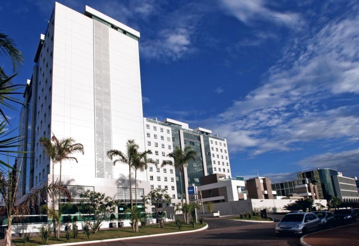巴西利亚翡翠蓝木高级酒店(Jade Hotel Brasília)