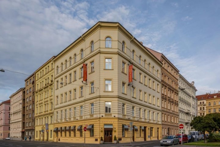 布拉格市中心广场酒店(Prague Centre Plaza)