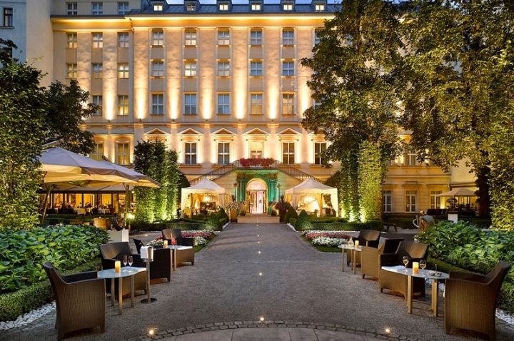 布拉格大马克酒店(The Grand Mark Prague - the Leading Hotels of the World)