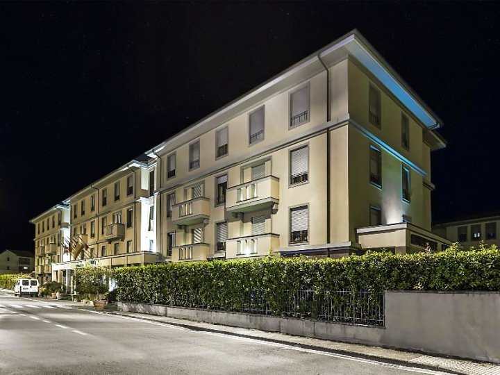 布拉诺大酒店(Grand Hotel Bonanno)