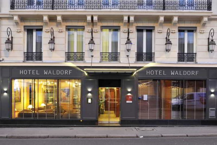 蒙帕尔纳斯沃尔多夫酒店(Waldorf Montparnasse)
