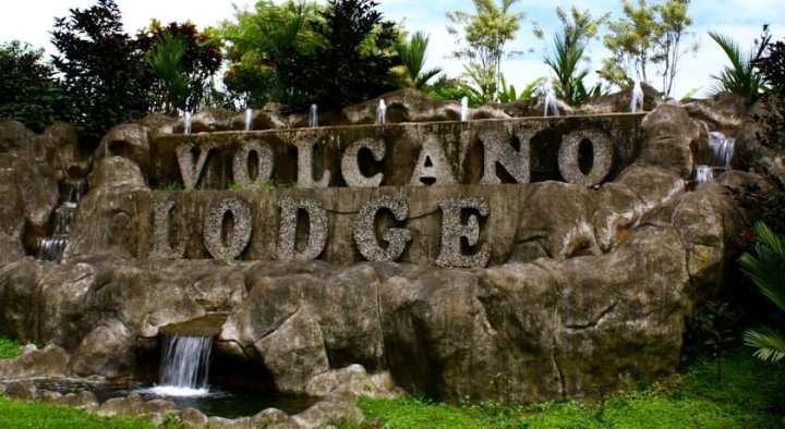 火山小屋酒店及温泉体验(Volcano Lodge, Hotel & Thermal Experience)