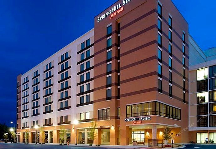 路易斯威尔市中心万豪春丘酒店(SpringHill Suites Louisville Downtown)