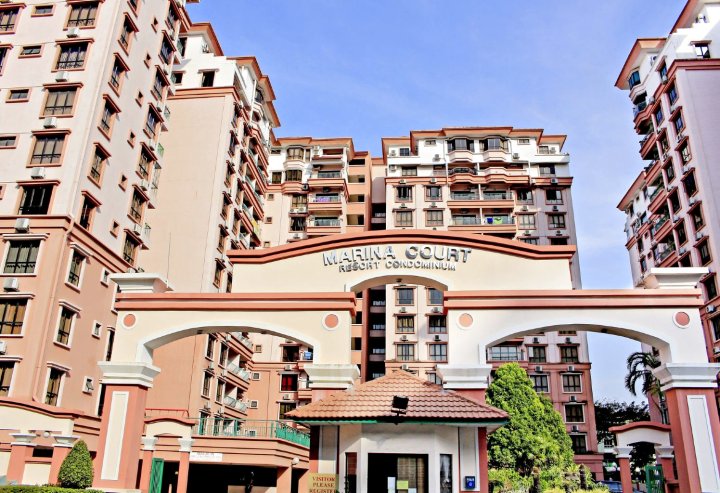 滨海及滨海庭院度假公寓(Marina Vacation Condos @ Marina Court Resort Condominium)