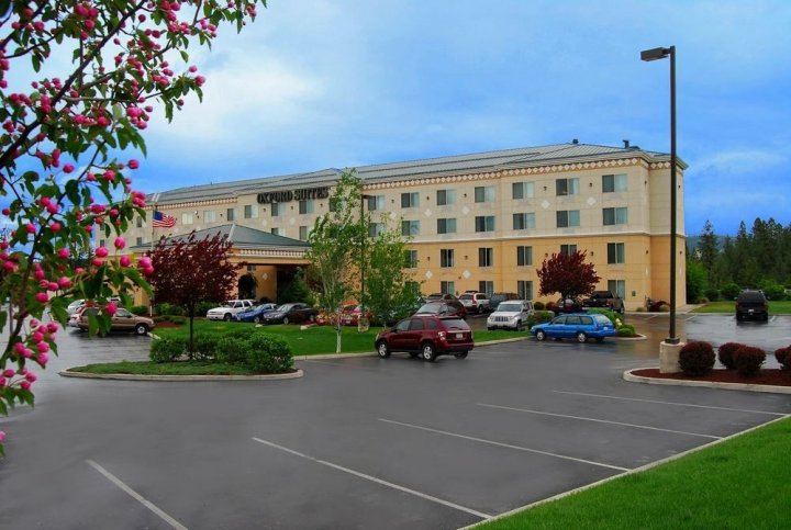 斯波坎瓦利牛津套房酒店(Oxford Suites Spokane Valley)