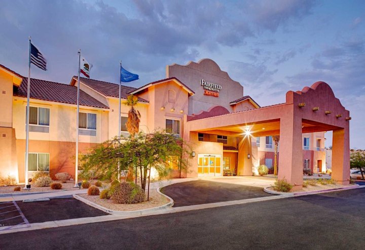 费尔菲尔德酒店及套房二十九棕榈村 - 约书亚树国家公园(Fairfield Inn & Suites Twentynine Palms - Joshua Tree National Park)