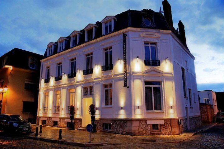 凯撒大酒店(Le César Hôtel)