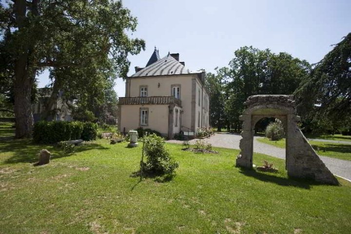 里切利城堡酒店(Chateau de La Richerie)