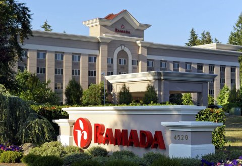 奥林匹亚华美达酒店(Ramada by Wyndham Olympia)