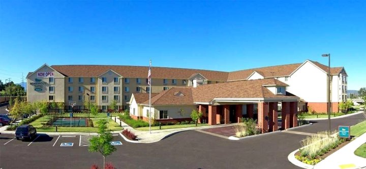 梅德福希尔顿欣庭套房酒店(Homewood Suites Medford)