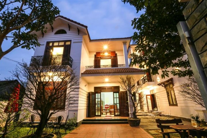 红玫瑰别墅(RedRose Villa)