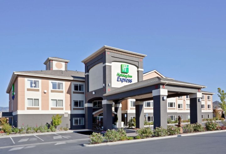 阿什兰智选假日套房酒店(Holiday Inn Express Hotel & Suites Ashland, an IHG Hotel)