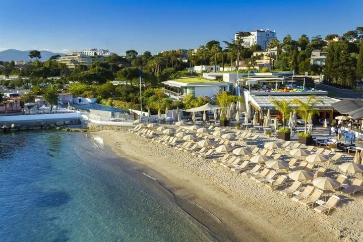 安提伯之角海滩酒店(Cap D Antibes Beach Hotel)