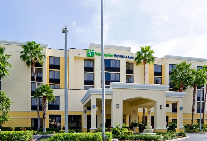 肯德尔东 - 迈阿密智选假日酒店及套房(Holiday Inn Express Hotel & Suites Kendall East-Miami, an IHG Hotel)