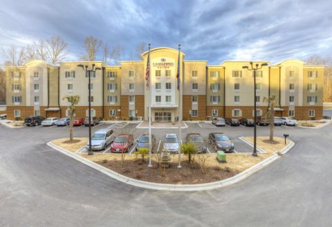 烛木套房酒店 - 穆尔斯维尔诺曼湖(Candlewood Suites - Mooresville Lake Norman, an IHG Hotel)