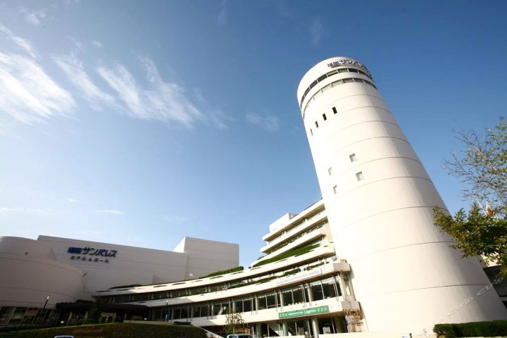 福冈太阳宫酒店暨表演听(Fukuoka Sunpalace Hotel & Hall)