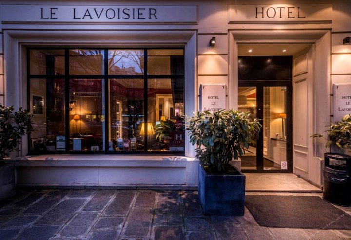 拉瓦锡酒店(HOTEL LE LAVOISIER Paris)