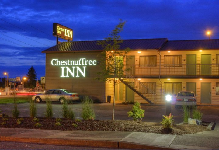 波特兰购物中心205板栗树酒店(Chestnut Tree Inn Portland Mall 205)