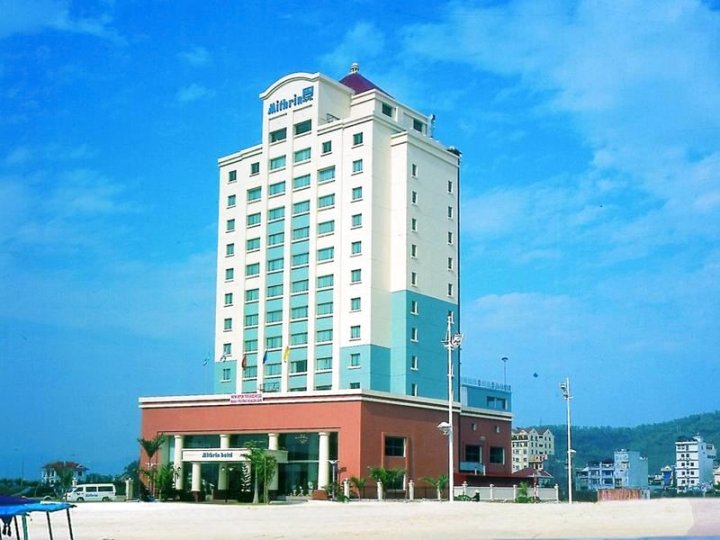 米斯林下龙湾酒店(Mithrin Hotel Halong)