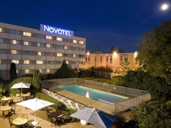 巴黎北世博欧奈苏布瓦诺富特酒店(Novotel Paris Nord Expo Aulnay)