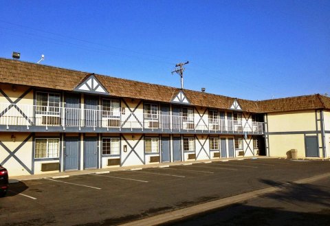 金斯堡6号汽车旅馆(Motel 6-Kingsburg, CA)