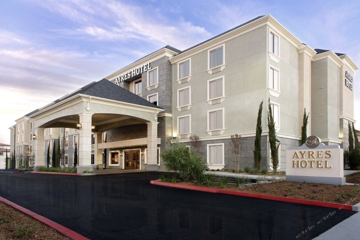 亨廷顿海滩/喷泉谷艾尔斯酒店(Ayres Hotel Huntington Beach/Fountain Valley)