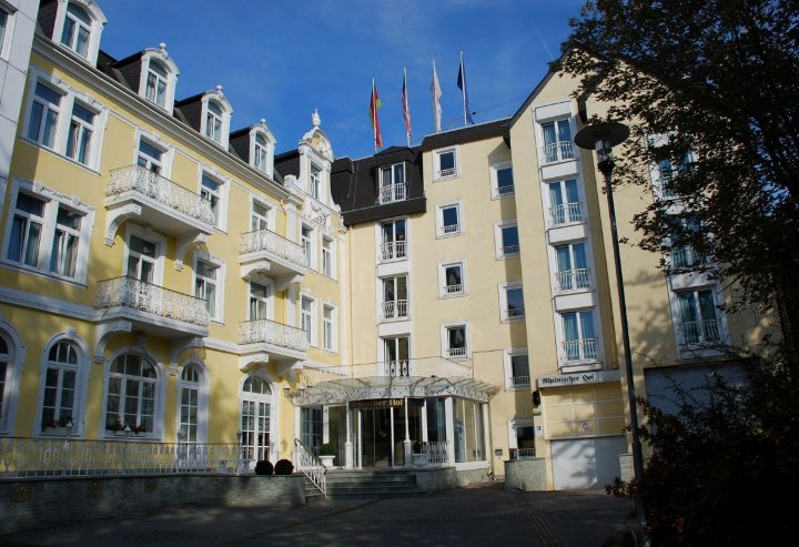 莱茵尼斯彻拜德索登酒店(Hotel Rheinischer Hof Bad Soden)