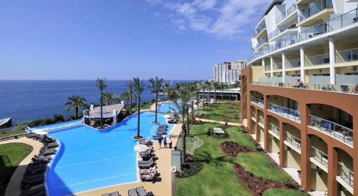 佩斯塔纳长廊海洋度假酒店(Pestana Promenade Ocean Resort Hotel)