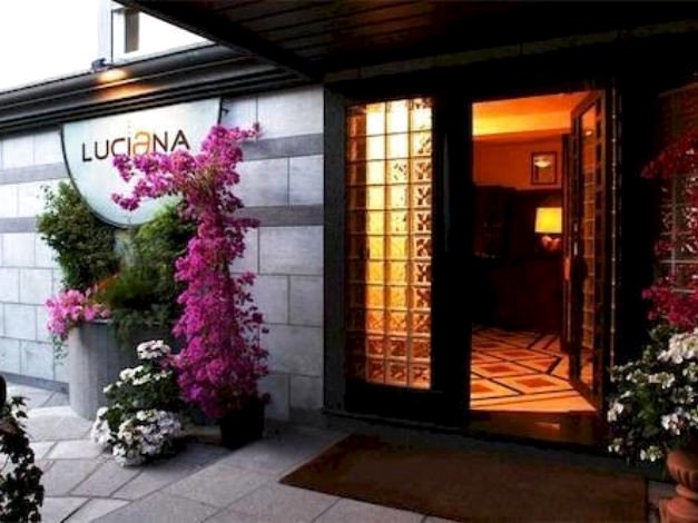 露西安娜酒店(Hotel Luciana)