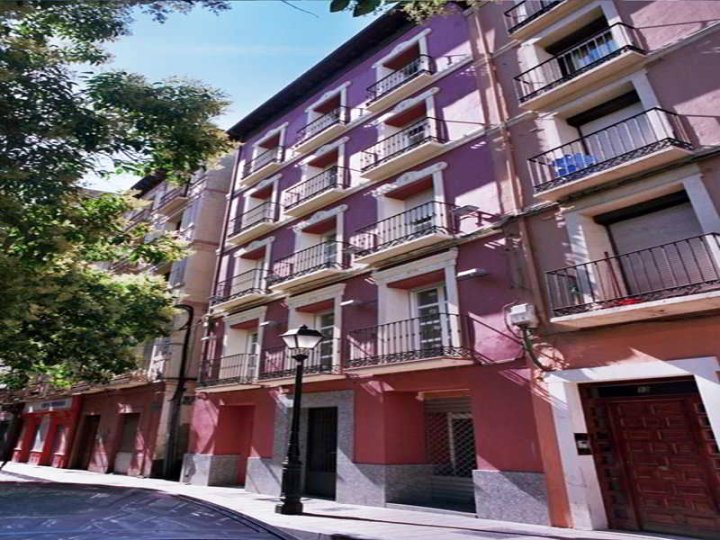 Apartamentos Auhabitat Zaragoza, Edificio de Apartamentos turísticos