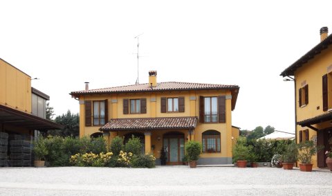 加吉欧利博尔戈德勒薇尼农庄酒店(Agriturismo Gaggioli Borgo Delle Vigne)