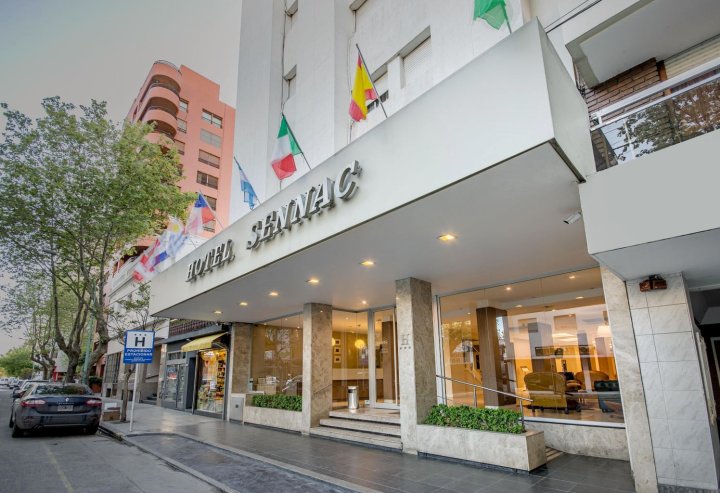 赛纳科酒店(Sennac Hotel)