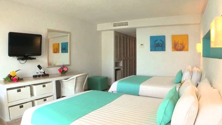 桑斯卡佩多拉多太平洋印坦巴度假村及水疗中心 - 全包式(Sunscape Dorado Pacifico Ixtapa Resort & Spa)