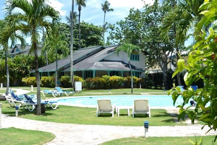 拉斯帕尔马斯阿马尔公寓式酒店(Hotel Villas Las Palmas Al Mar)