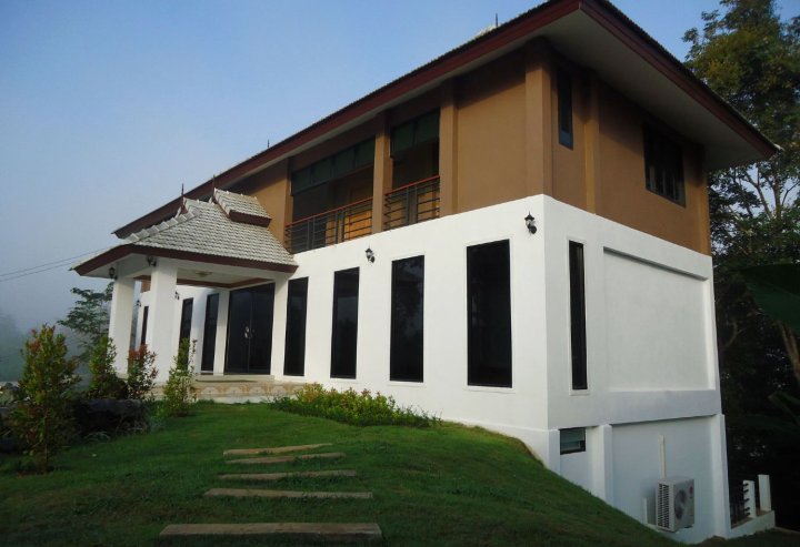 吉尔曼谷霍山度假酒店(Chiang Khong Hill)