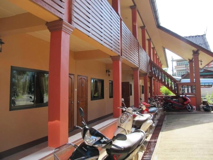 暹罗滨江宾馆(Siam Riverside Guest House)