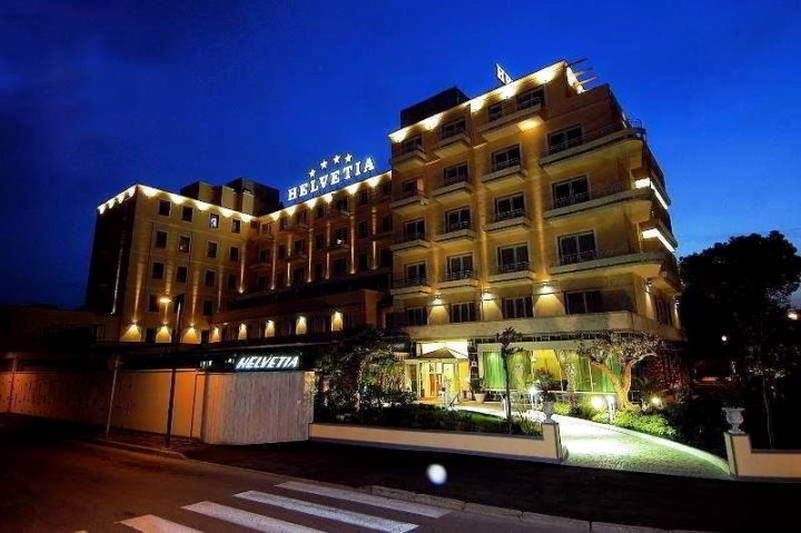 海尔维温泉酒店(Hotel Terme Helvetia)