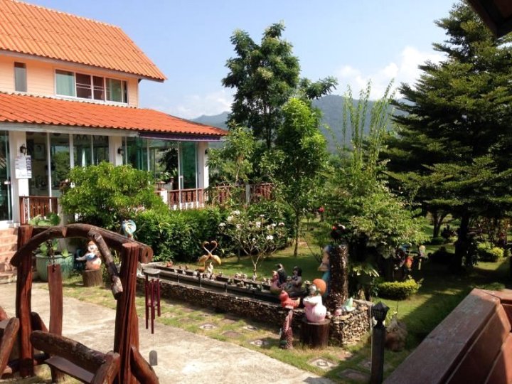 拜县班帕苏克派酒店(Baan Pasuk Resort Pai)