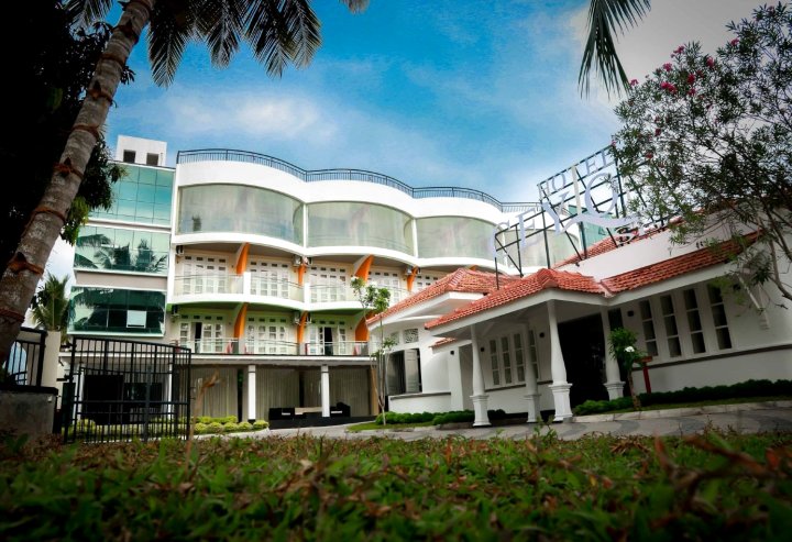 锡兰海酒店(Ceylon Sea Hotel)