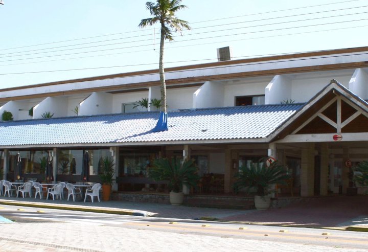 德尔芬酒店(Delphin Beach Hotel)