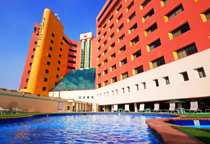皇冠广场酒店(Hotel Corona Plaza)