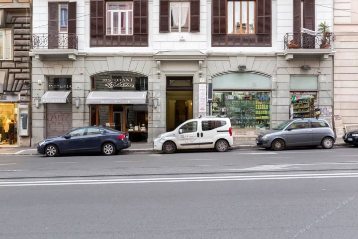 罗马度假村酒店(Roman Residence)