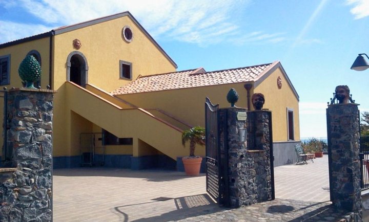 塞拉圣比亚焦酒店(Serra San Biagio)