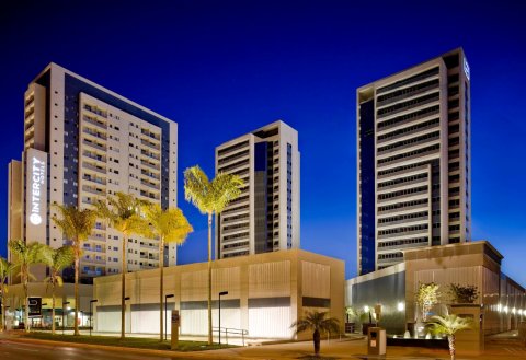城际巴西阿瓜思克拉拉斯酒店(Intercity Brasilia LED Aguas Claras)