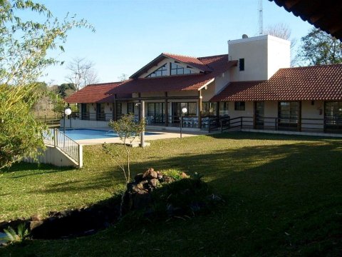 依陪兰迪亚公园高尔夫球旅馆(Park Golf Hostel Ipelandia)