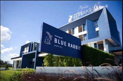 尖竹汶蓝兔酒店(Blue Rabbit Hotel)