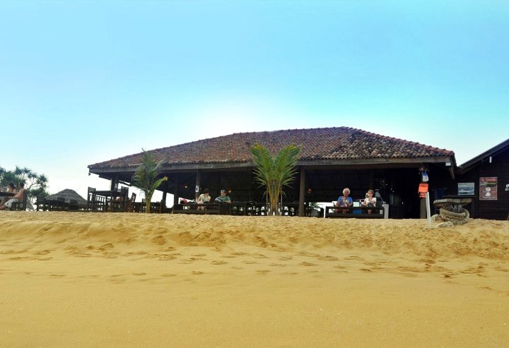 泻湖天堂海滩度假酒店(Lagoon Paradise Beach Resort)